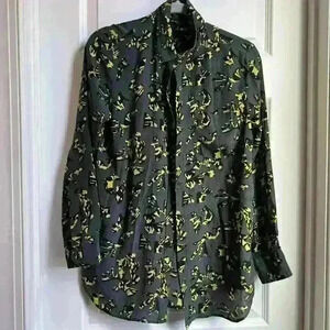 Banana Republic 100% silk blouse Size S Small